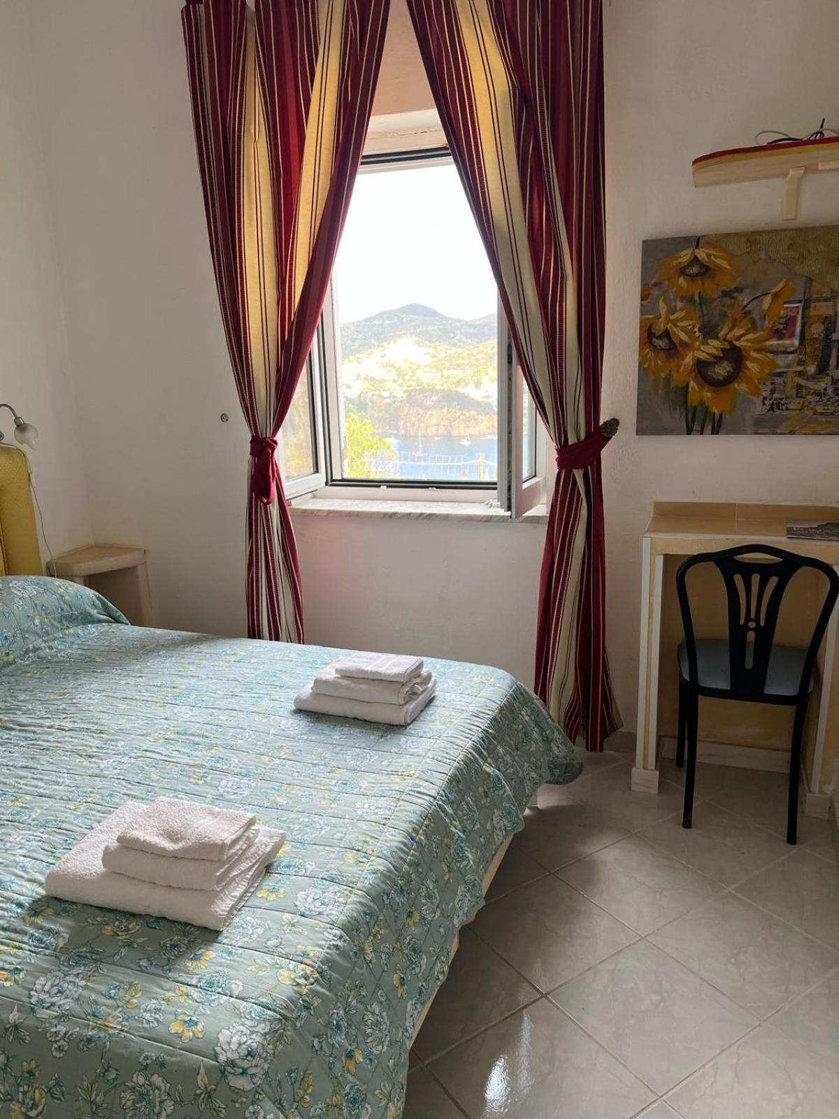 Villa Adele Понца Екстер'єр фото